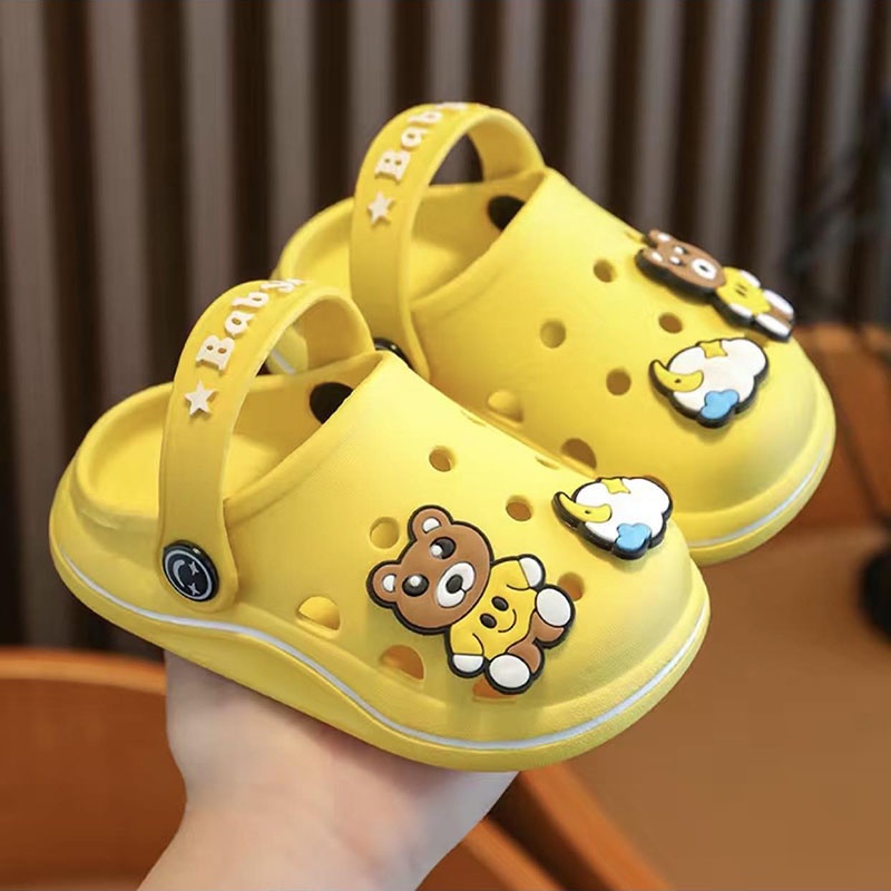 ใหม่ รองเท้าแตะรัดส้นเด็กลายการ์ตูน รองเท้าเด็ก มีกันลื่น