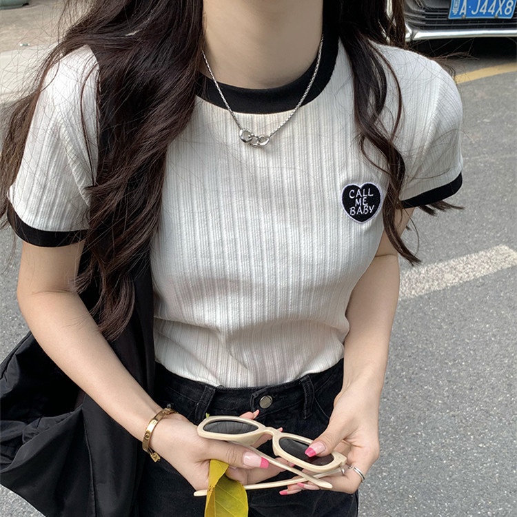 1906#เสื้อยืดแขนสั้น เข้ารูป สีคอนทราสต์ แฟชั่นฤดูร้อน สําหรับผู้หญิง 2024