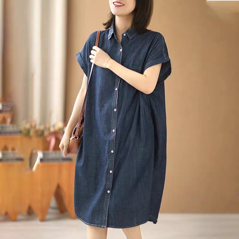 90KG ชุดเดรสพลัสไซส์สวมใส่ได้ย้อนยุคหลวมบางแขนสั้นปุ่มปิดชุดเดรสยีนส์ Midi