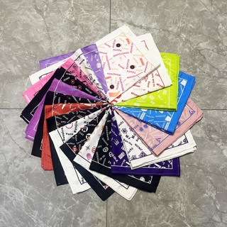 Bangtan BOYS LISA ROSIE NWJNS IVE SKZ EN TREASURE SVT THE BOYZ ITZY ASTRO Red Velvet TWICE NCT TXT aespa GIDLE ATEEZ Idol Logo Print Sport Bandana ผ้าเช็ดหน้า ตกแต่งกระเป๋าเป้สะพายหลัง