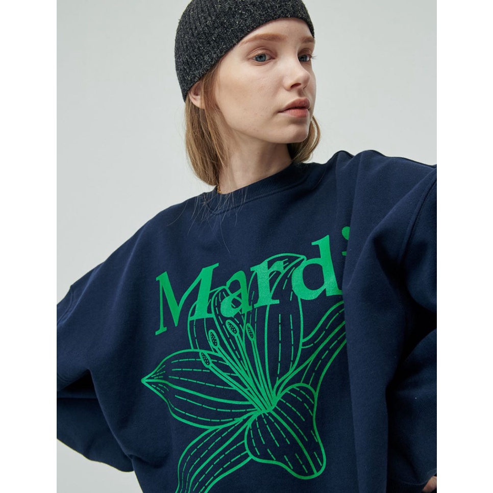 เสื้อสเวตเตอร์คอลูกเรือลายดอกไม้ใหม่ของ Mardi Mecredi