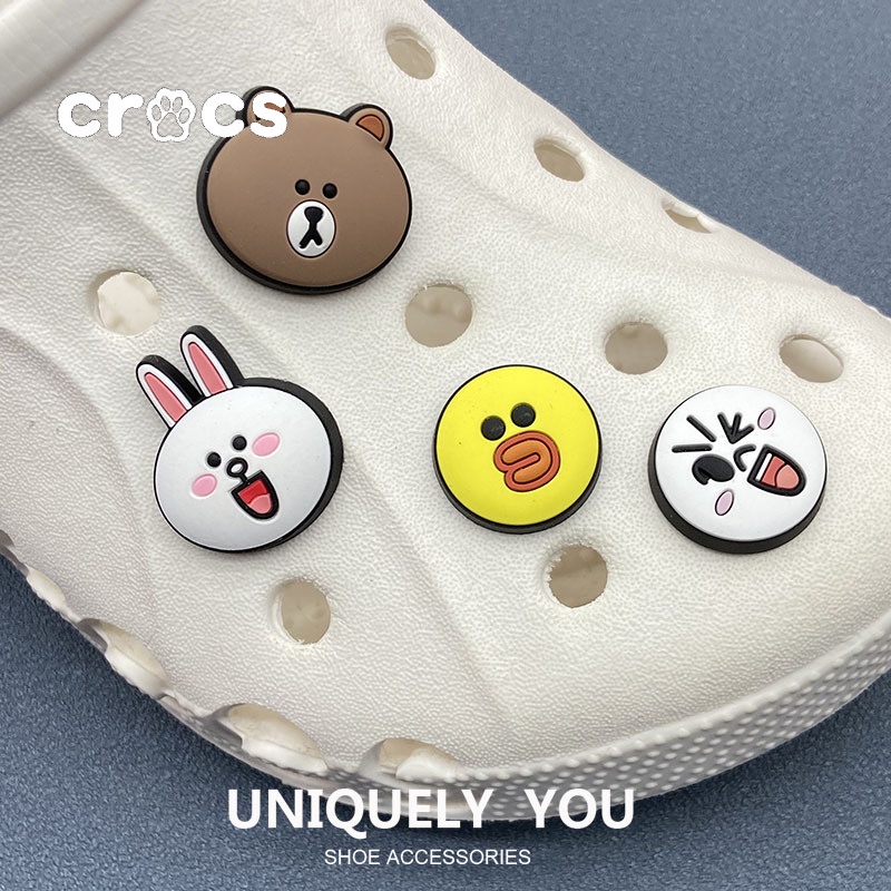 Crocs jibbitz charms line friends ตัวติดรองเท้าแฟชั่น ลายการ์ตูน สีน้ําตาลโคนี่ แซลลี่