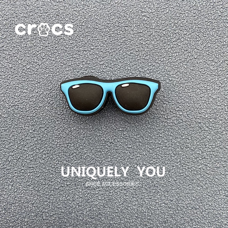 Crocs jibbitz charms ตัวติดรองเท้า crocs แต่งหัวเข็มขัด แฟชั่นฤดูร้อน สําหรับเดินทาง