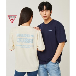 [Guess Korea] ใหม่ เสื้อยืดแขนสั้น พิมพ์ลายตัวอักษร กึ่งโอเวอร์ฟิต สําหรับผู้ชาย และผู้หญิง 2023