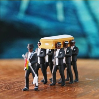 Btw-1/64 โมเดลฟิกเกอร์ Ghana Funeral Coffin Dancing Pallbearer Team สําหรับตกแต่งรถยนต์