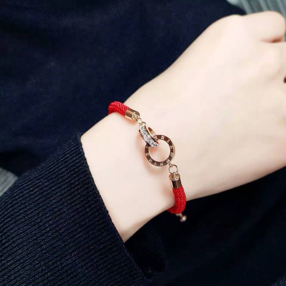 แหวนคู่ ปีใหม่ สายสีแดง โชคดี เหล็กไทเทเนียม ทอมือ สร้อยข้อมือ เครื่องประดับ ผู้ชาย ผู้หญิง สไตล์เดียวกัน ขายส่ง