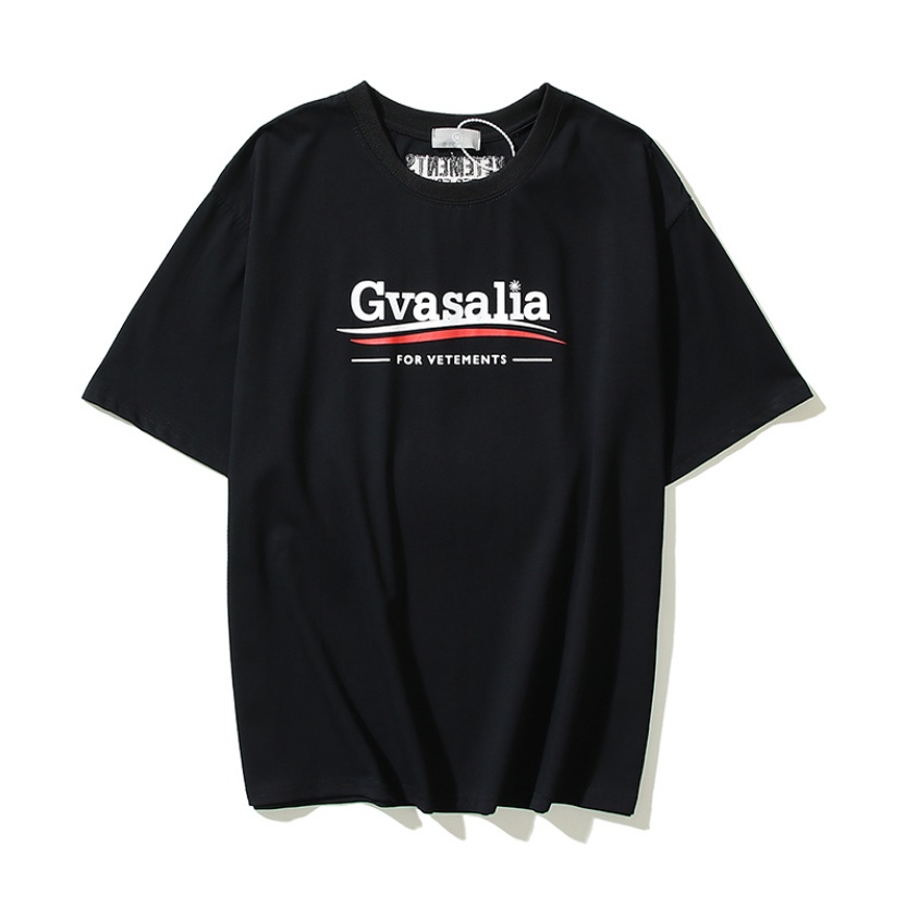 [พร้อมส่ง] เสื้อยืดแขนสั้นลําลอง พิมพ์ลายโลโก้ Vetements Gvasalia Host Wave Coke โอเวอร์ไซซ์
S-5XL