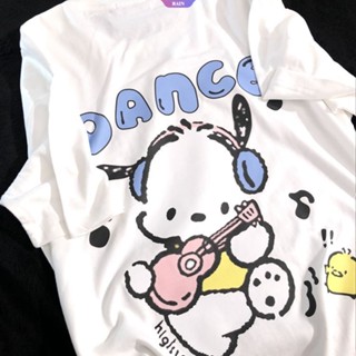 เสื้อยืดแขนสั้น คอกลม ผ้าฝ้าย แบบบาง พิมพ์ลายการ์ตูนอนิเมะ Sanrio Pochacco น่ารัก สไตล์ญี่ปุ่น โอเวอร์ไซซ์ สําหรับผู้หญิง และนักเรียน [RAIN]