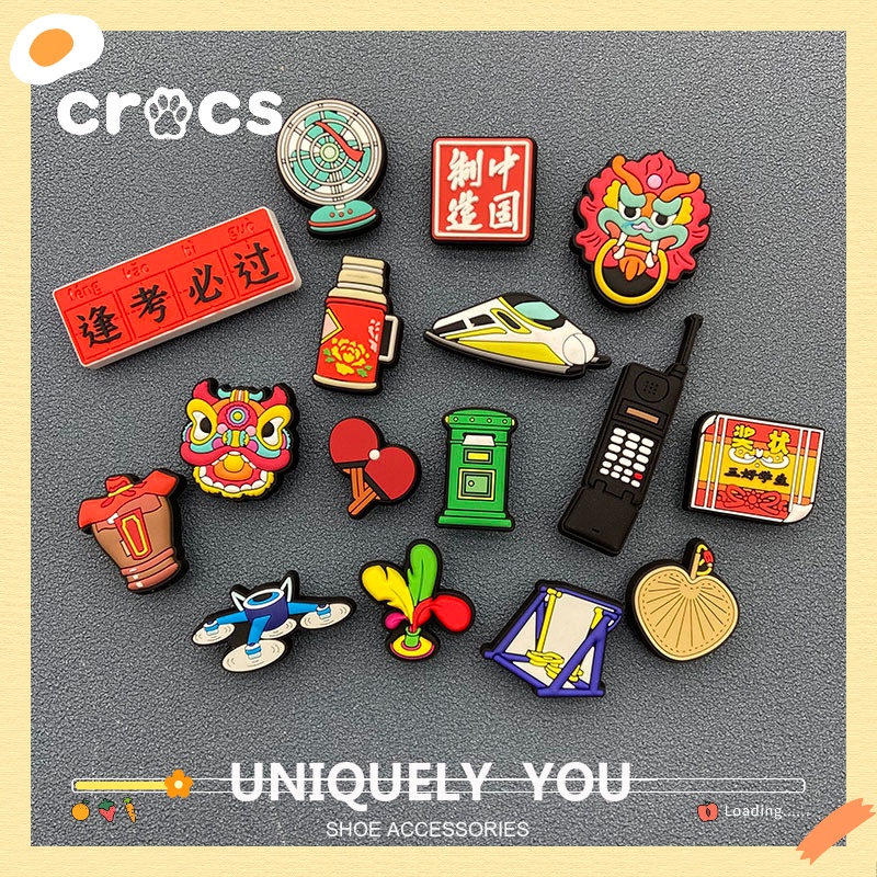 Crocs jibbitz charms รองเท้า ดอกไม้ แฟชั่น เครื่องประดับ DIY สนุก รวมกัน สําหรับ