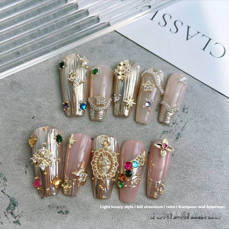 เครื่องประดับเพทายแต่งเล็บชื่อใหญ่ Buccellati / รูปที่ 6