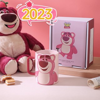 Disney Graby2023lotso แก้วกาแฟเซรามิค ลายสตรอเบอร์รี่ หมีน่ารัก คุณภาพสูง สําหรับออฟฟิศ [สุดคุ้ม CP]