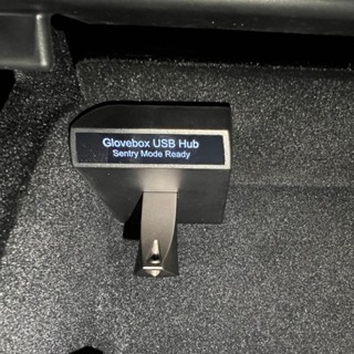 [mibum01eb] ฮับ USB เสียบแล้วใช้งานได้เลย สําหรับ Tesla Model Y