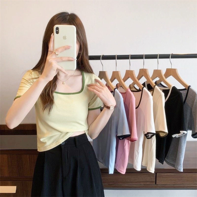 🌈เสื้อยืดผู้หญิง  เสื้อยืดคอเหลี่ยมสีทึบ  ทรงเข้ารูปและแขนสั้นเข้าชุดกับทุกชุด  ใหม่สำหรับฤดูร้อนปี 2026