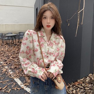 เสื้อเชิ้ตคอปกคอวี ลายดอกไม้ ลายดอกกุหลาบ  สไตล์เกาหลี เสื้อสายๆ แฟชั่นผู้หญิง