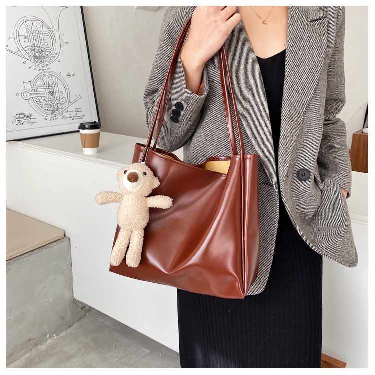 กระเป๋าหนัง กระเป๋าสะพาย ระเป๋ามินิมอล shoulder bag