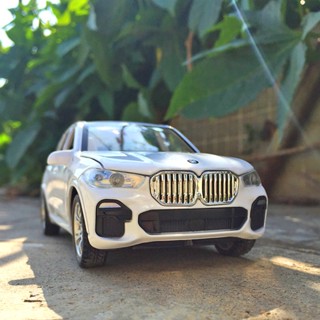 [Boxed] โมเดลรถยนต์จําลอง 1: 32 BMW X5 ของเล่นสําหรับเด็ก