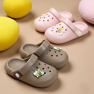 Cheerful Mario Crocs รองเท้าแตะลําลอง กันลื่น เหมาะกับฤดูร้อน สําหรับเด็กผู้ชาย ผู้หญิง