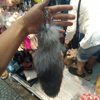 พวงกุญแจหางจิ้งจอกสีเทาเงิน ยาว30ซม. ( Silver gray fox tail keychain)