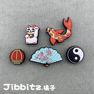 Crocs jibbitz charms การ์ตูนน่ารัก อุปกรณ์เสริมรองเท้า หลุมแฟชั่น DIY ตกแต่งสไตล์จีน