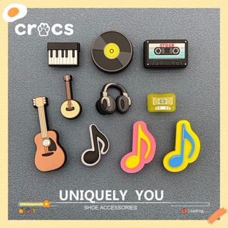 Crocs jibbitz charms เพลงเปียโนกีตาร์ซีรีส์รองเท้าแฟชั่นดอกไม้รองเท้าหัวเข็มขัดด้านบน DIY ตกแต่ง