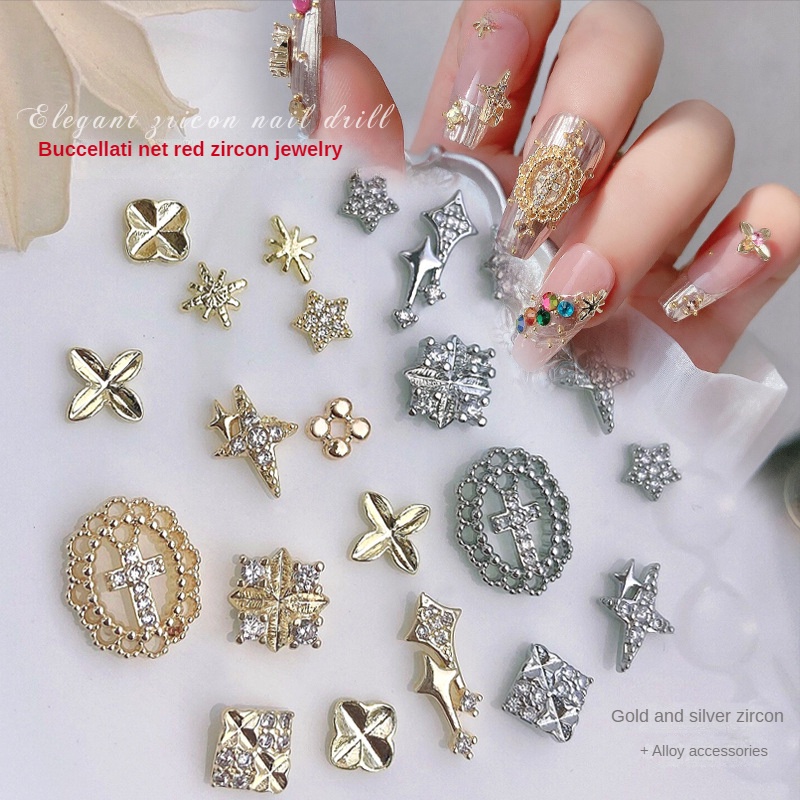 เครื่องประดับเพทายแต่งเล็บชื่อใหญ่ Buccellati /