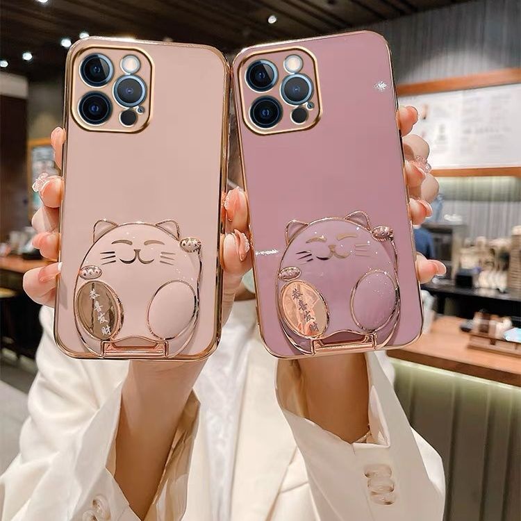 เคสโทรศัพท์ iPhone 11 11 Pro 11 Pro Max 12 12 Pro 12 Pro Max 13 13 Pro 13 Pro Max 14 14 Plus 14 Pro 14 Pro Max เคสโทรศัพท์ Gong Xi Fa Cai เคสโทรศัพท์พร้อมที่วางแมวนำโชค