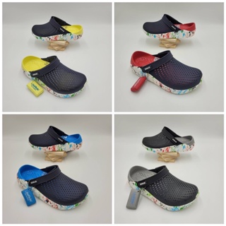 รองเท้าลำลองแฟชั่น สไตล์ Crocs LiteRide Graphic Clog