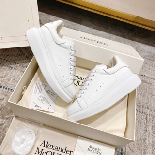 Alexander McQueen รองเท้าผ้าใบ หนังวัวแท้ ขนาดใหญ่ สีขาว สําหรับผู้ชาย