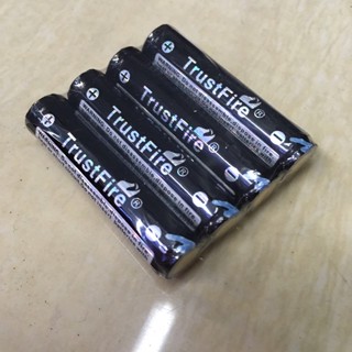 TrustFire แท้ ถ่านชาร์จ 10440 3.7V ถ่านชาร์จAAA 3.7V. 600mah ต่อก้อนค่ะ ถ่าน