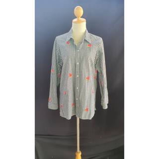 FF02663 เสื้อเชิ้ตลายสก็อต สีดำมือสอง อก FREE-42 นิ้ว