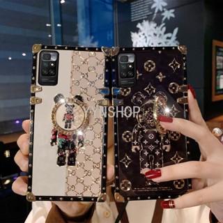 [พร้อมส่ง] เคสโทรศัพท์มือถือแบบแข็ง ลายหมี พร้อมแหวนขาตั้ง แฟชั่น สําหรับ Xiaomi Redmi 10 10C 10A 9C 9A 9T POCO M3