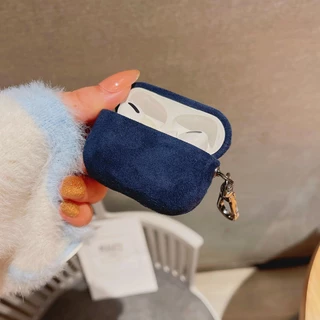ผ้า Flannelette เคสหูฟังสําหรับ AirPods Pro 3 (2025) AirPods 4 3 2 1 หรูหรา Furry ฝาครอบป้องกันพร้อมหัวเข็มขัดโลหะ