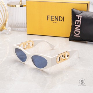 แว่นกันแดด FENDI FE40049I 25V ของแท้ ประกันศูนย์ไทย