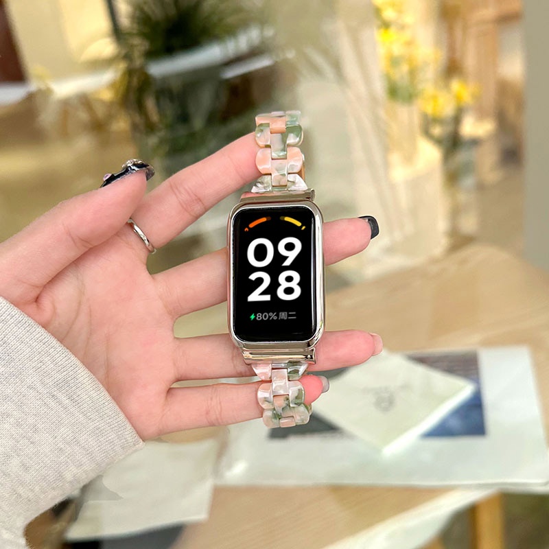 สายนาฬิกาข้อมือเรซิ่น สีเหลืองอําพัน แบบเปลี่ยน สําหรับ Xiaomi Mi Band 8 Active Redmi Smart Band 2 Redmi Band2