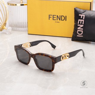 แว่นกันแดด FENDI FE40050F 52A ของแท้ ประกันศูนย์ไทย