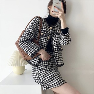 💥New✨ เซ็ทผ้ากำลังมาสวยมากค่ะ💥เสื้อทวิต+กระโปรง houndstooth แฟชั่นสไตล์เกาหลี เสื้อคลุมผ้าทวิต