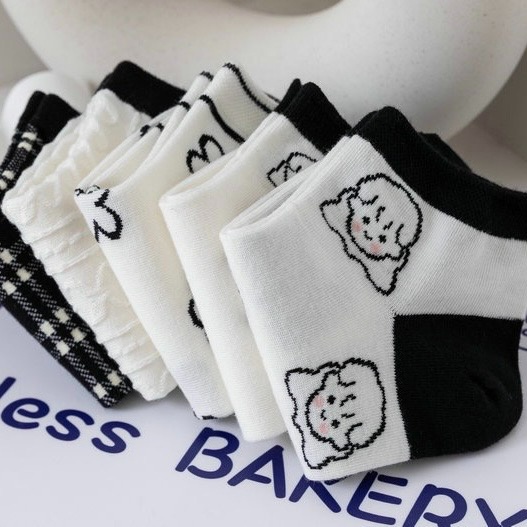 jh shop ถุงเท้าข้อสั้น  ถุงเท้าแฟชั่น ลายBaby (1 เซตมี 5 ลาย) NO.A77