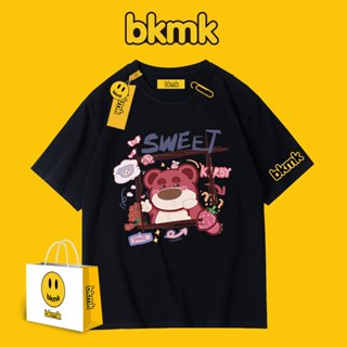 Bkmk เสื้อยืดแขนสั้น ผ้าฝ้าย ทรงหลวม ลายหมีสตรอเบอร์รี่ แนวสตรีท แนวเรโทร เหมาะกับฤดูร้อน สําหรับผู้ชาย และผู้หญิง