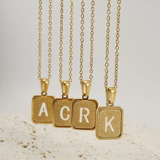 Vnox สร้อยคอสเตนเลส 18K จี้ตัวอักษร สีทอง สําหรับผู้หญิง