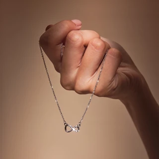 LS jewelry สร้อยคอแฟชั่น ทองคำขาว สร้อยคอผู้หญิง จี้อินฟินิตี้ ประดับคริสตัล ของขวัญวันเกิด ของขวัญแฟนสาว 708n