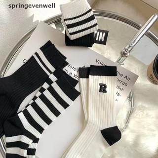 [springevenwell] ถุงเท้าลําลอง ผ้าฝ้าย แบบนิ่ม ปักลายตัวอักษร สีดํา สีขาว ระบายอากาศ สําหรับผู้หญิง