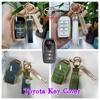 เคสรีโมตกุญแจรถยนต์ TPU อุปกรณ์เสริม สําหรับ Toyota Fortuner 2022 Camry Corolla C-HR CHR RAV4 Prius Camry Scion Prado