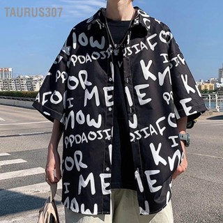  Taurus307 เสื้อเชิ้ตตัวโคร่งชายพิมพ์ลายตัวอักษรเปิดลงปกเสื้อเชิ้ตแขนสั้นกระดุมแถวเดียวสำหรับผู้ชาย