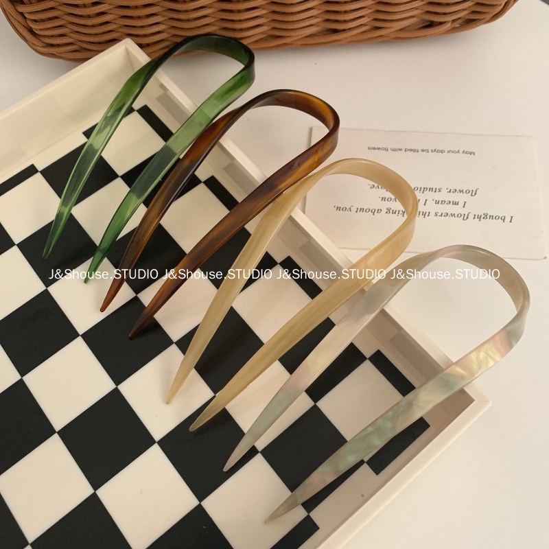 เคเอฟ580 สไตล์ย้อนยุคที่เรียบง่าย 