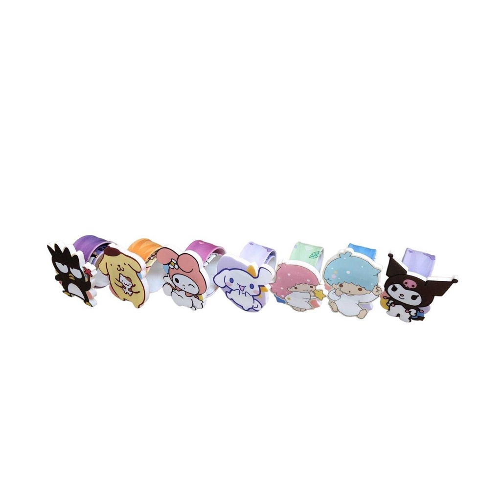 นาฬิกาข้อมือ Sanrio  มีทั้งหมด 7 ลาย สีสันสดใส ตัวสายมีลาย กดที่ตัวการ์ตูน จะแสดงได้ทั้ง เวลา และ วันที่กับเดือน