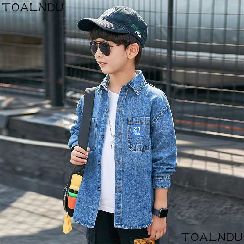 เสื้อแจ็กเก็ตยีนแขนยาวลําลอง เข้ากับทุกการแต่งกาย แฟชั่นฤดูใบไม้ผลิ และฤดูใบไม้ร่วง สําหรับเด็กนักเรียน 2023 2YT6