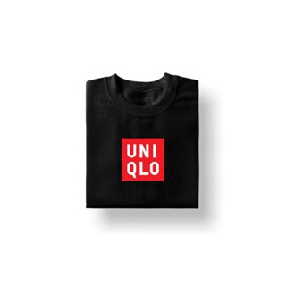 เสื้อยืด Uniqlo สําหรับผู้ชาย และผู้หญิง