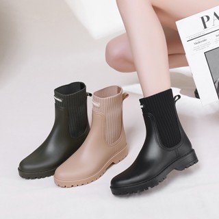 👟rain boots👟รรองเท้ากันฝน หญิง รองเท้ากันน้ำ สุภาพสตรี สวมใส่ภายนอก ใหม่ รองเท้ากันฝน ญี่ปุ่น กันลื่น รองเท้าน้ำ ก้นหน