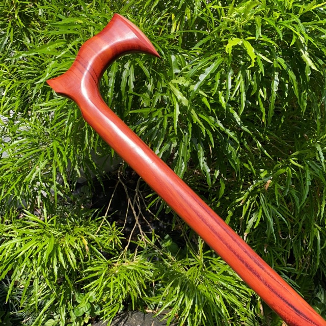 Bitcoin ไม้เท้า ไม้ตะพด ทรงหัวมังกร ทำจากไม้ลัก ความยาวประมาณ 85 เซนต์