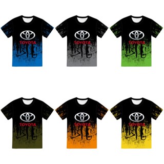 ใหม่ เสื้อยืดลําลอง แขนสั้น คอกลม พิมพ์ลายรถแข่ง Toyota 3D สีมัดย้อม แฟชั่นฤดูร้อน สําหรับผู้ชาย ผู้หญิง เหมาะกับการเล่นกีฬา